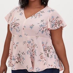 NWT Torrid Light Pink Floral Georgette Peplum Blouse